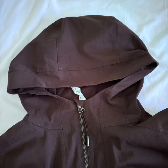🆕🤎 Lululemon Water Repellent Hooded Anorak - Espresso - Picture 10 of 15